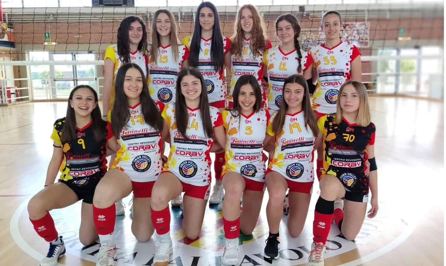 squadra di pallavolo ragazze piombino