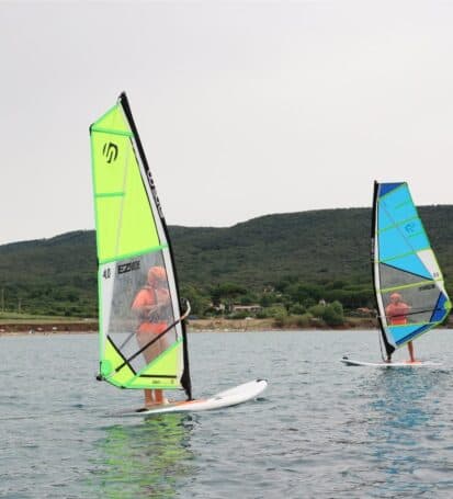 lezioni di windsurf baratti piombino tnt surf school